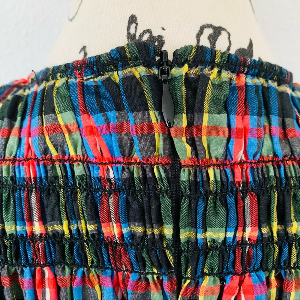 Sold! Gianni seersucker plaid smocked dress - Picture 13 of 16
